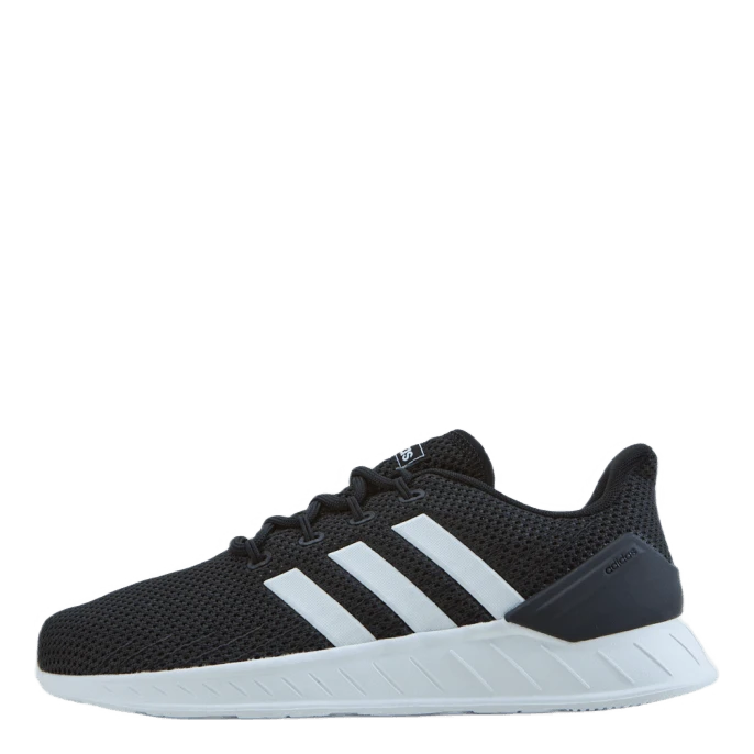 ADIDAS Questar Flow Nxt Core Black / Cloud White / Core Black 3 ADIDAS Questar Flow Nxt Core Black / Cloud White / Core Black