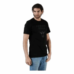 NEW ERA Team Logo Tee Black -BJØRN BORG kauppa 191718306697 005 fe26adda93d34242a8612878ce08ce0f 42b902f6 87c3 433a 8711 35795e118370