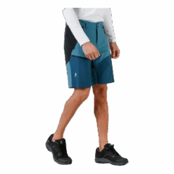 Peak Performance Light Softshell Carbon Shorts Black/Green -BJØRN BORG kauppa 5713113333792 003 7e84008953894a5f9acda872bfc27c45