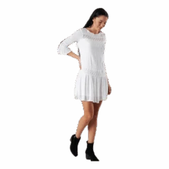 ONLY Tyra 3/4 Flare Short Dress Wvn White 8 ONLY Tyra 3/4 Flare Short Dress Wvn White -BJØRN BORG kauppa 5713617413075 004 02411bf8ea4d4dbfb0bdcaf058850da3