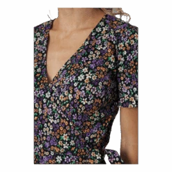 ONLY Olivia S/S Wrap Dress Wvn Black 10 ONLY Olivia S/S Wrap Dress Wvn Black -BJØRN BORG kauppa 60463 45 004