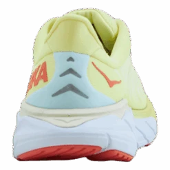 Hoka One One W Arahi 6 Yellow Pear / Sweet Corn 10 Hoka One One W Arahi 6 Yellow Pear / Sweet Corn -BJØRN BORG kauppa 60586 45 002