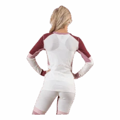 Kari Traa Yndling Long Sleeve Shirt White/Red -BJØRN BORG kauppa 7048652404015 006 7e8c00fd196847aebbbbb90fa7437a60