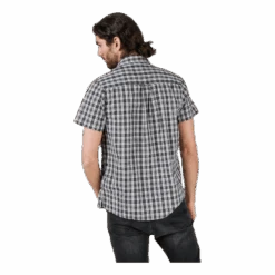 Arizona Shirt Green -BJØRN BORG kauppa 7313260186135 004 900d6b50ce3b40fdabb572b3830ab642