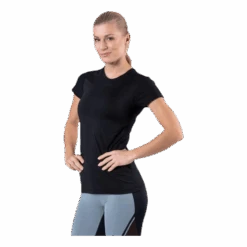 Craft ADV Essence SS Slim Tee Black