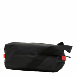 BJØRN BORG Ivey Toilet Case Black -BJØRN BORG kauppa 7321465221926 004 e242938a8a6148e38f7d2be1b376242f