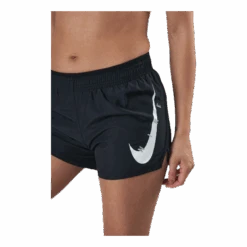 Nike Swoosh Run Shorts White/Black -BJØRN BORG kauppa 90100 03 004 6022341f ca61 4efd 9e57 a7d3d42725cf